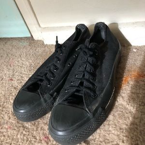 🖤Vintage all black low top converse🖤